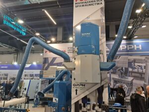 IQ Aero Clean Wall 2.0 Urządzenie filtrujące montowany na ścianie system z dwoma ramionami odciągowymi dwa słoniki system odciągania spalin